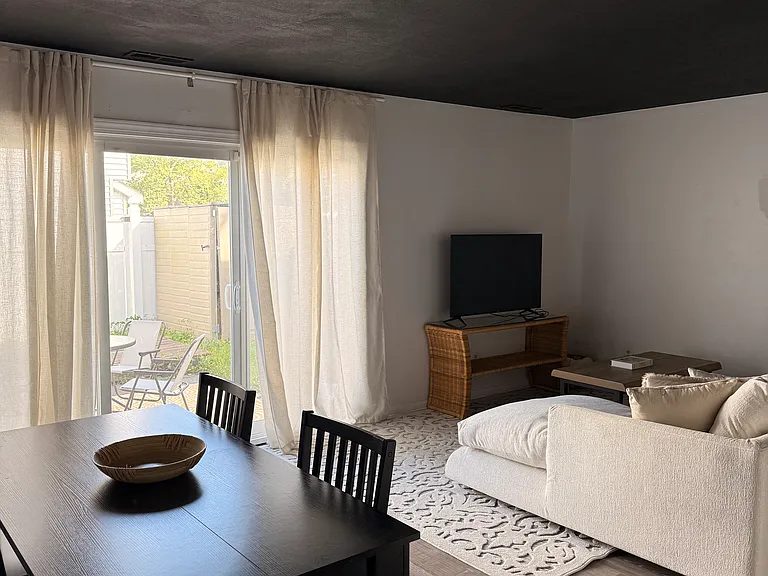 738 Woodbox Dr — Photo 6