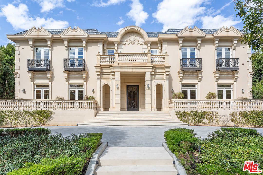 12727 Highwood St, Los Angeles, CA 90049 | Zillow