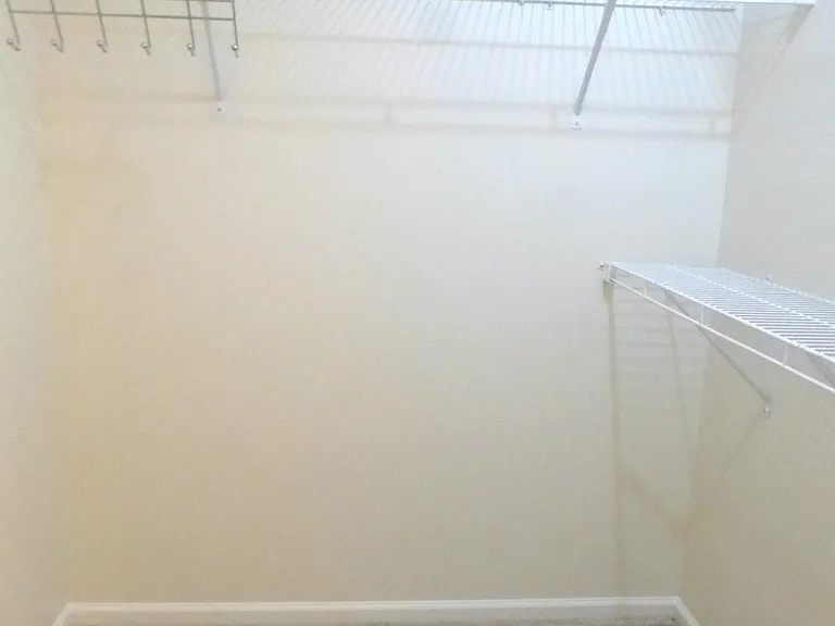 1433 Anna Way — Photo 8