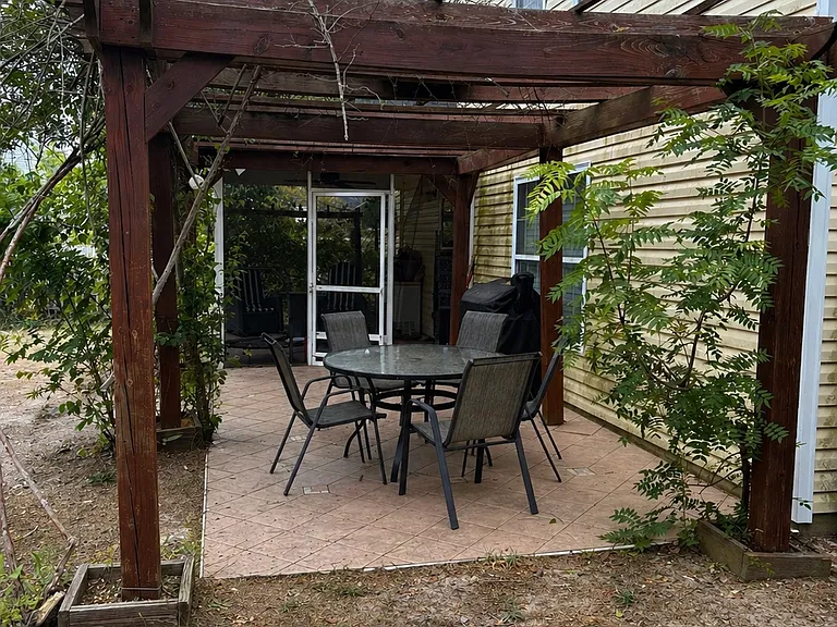 108 White Cedar Ct — Photo 15