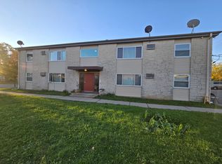 2110-2114 Allied Dr, Madison, WI 53711