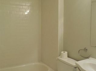 130 Willow St #100-01, Cambridge, MA 02141