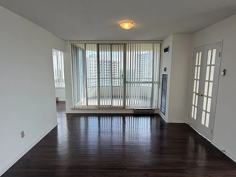 175 Bamburgh Cir #1609 — Photo 6