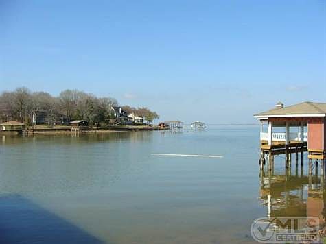 1st image of 275 Deerwood Cir