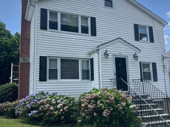 12 Artic St Floor 1, Greenwich, CT 06830