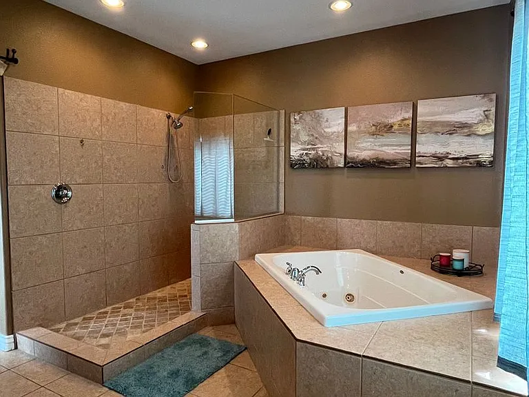 3575 McCormick Blvd #D201 — Photo 17