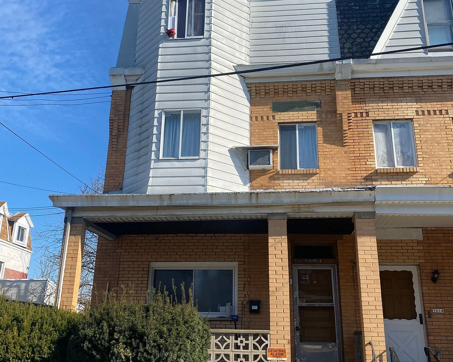 3616 Parkview Ave — Photo 1