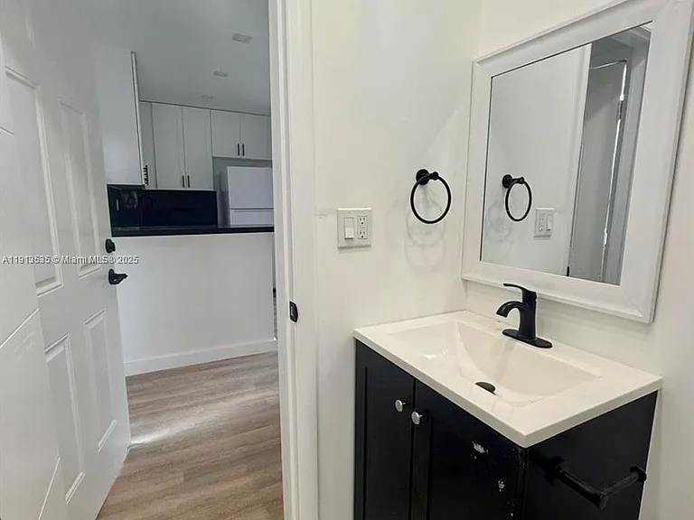 7535 NE 2nd Ct #1 — Photo 34