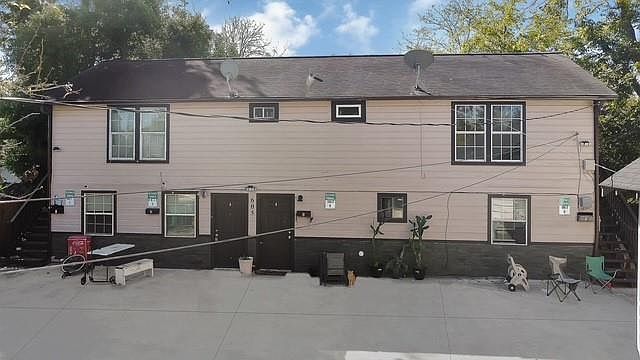 1st image of 605 E Hunnicutt Ave