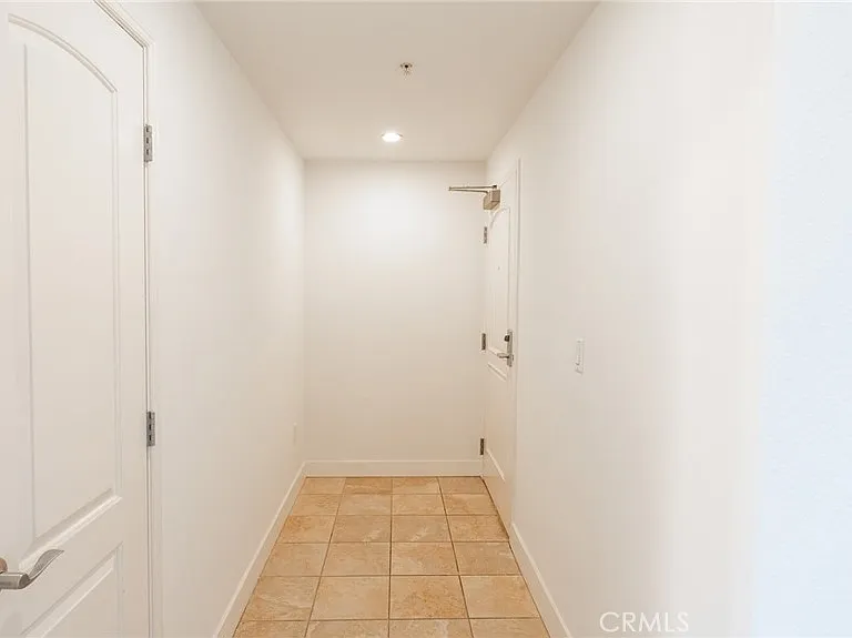 629 Traction Ave #635 — Photo 13