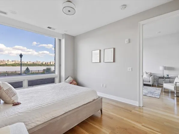 9 Somerset Lane image 23 of 46