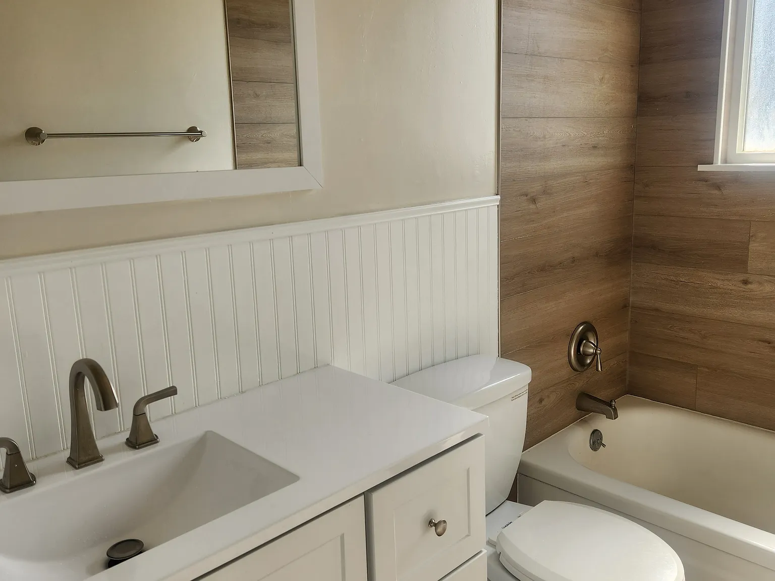 2 bed, 1.5 bath, 1000 sqft, $1,650 — Photo 3
