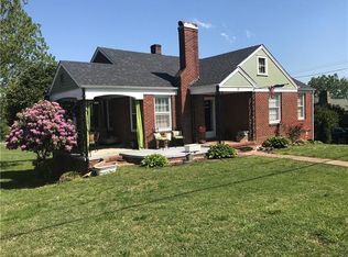 25 Forest Ave, Granite Falls, NC 28630