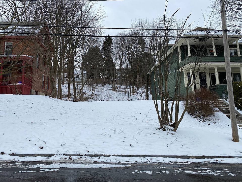 2nd image of 1010 Ackerman Ave