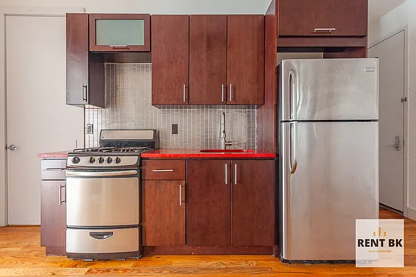 Rented by RENTBK LLC | media 4