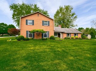 2120 Seneca Dr, Troy, OH 45373