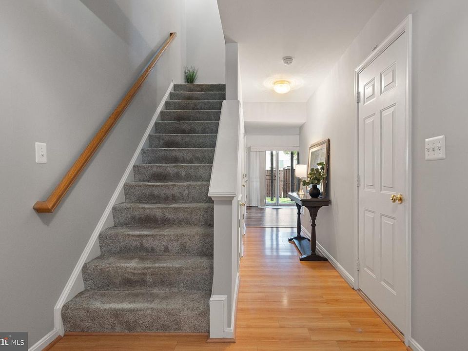 12311 Jarrow Ln, Bristow, VA 20136 | Zillow