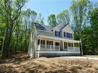 170 Oak St, Holliston, MA 01746
