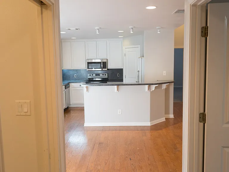 209 Ash St #C — Photo 2