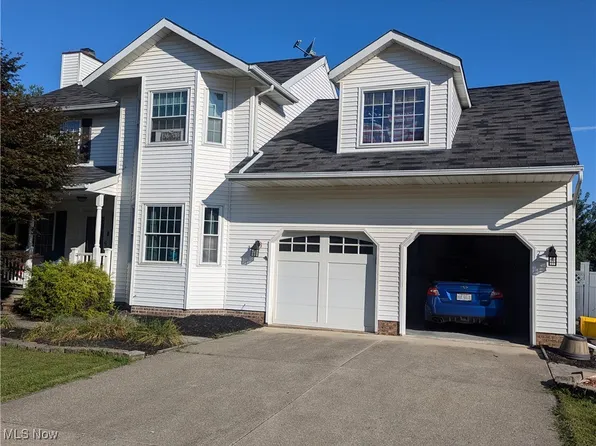 1215 Heatherstone Dr, Painesville, OH 44077