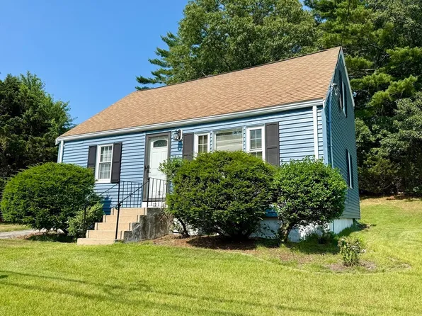 12 Hendricks St, Avon, MA 02322