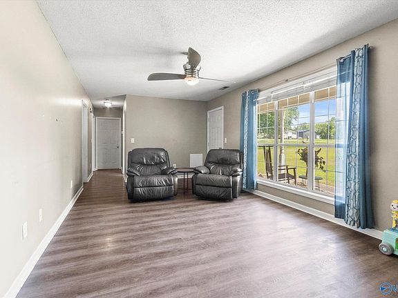 3rd image of 2541 Charity Ln