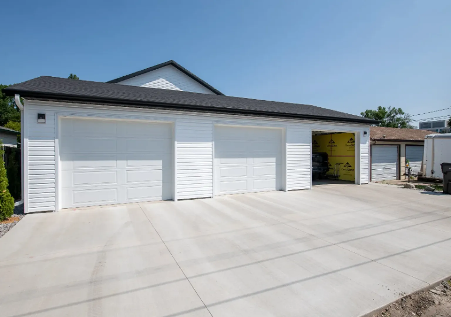 Gorgeous Brand New Construction in the Heart of Bismarck — Photo 3