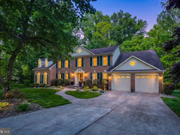 8368 Sand Cherry Ln, Laurel, MD 20723