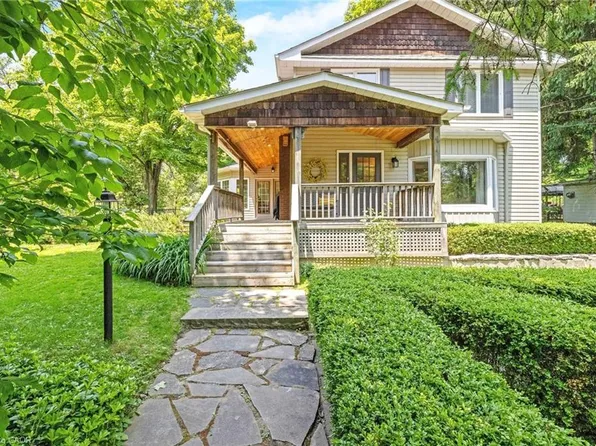 209 Campbell Ave E, Milton, ON L0P 1B0