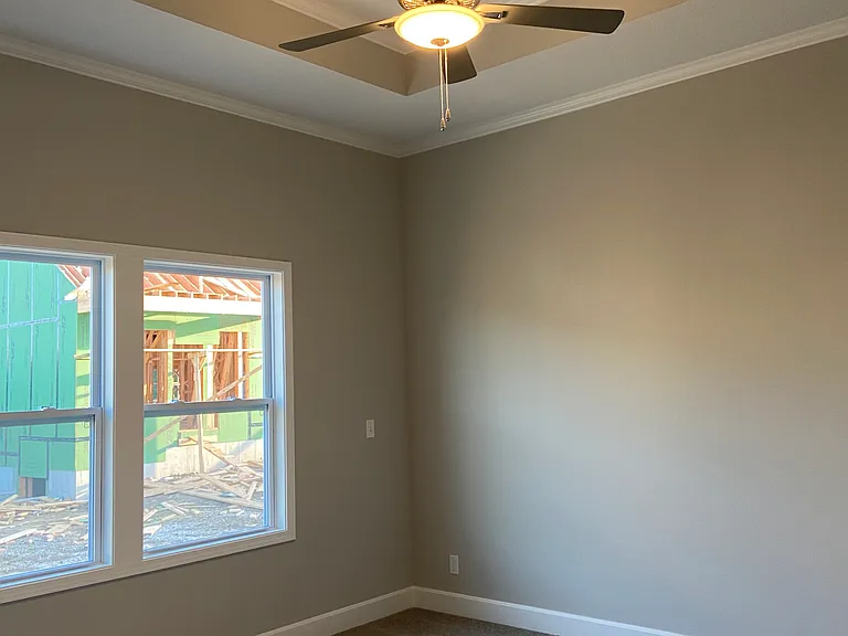 16176 Fontana St — Photo 8
