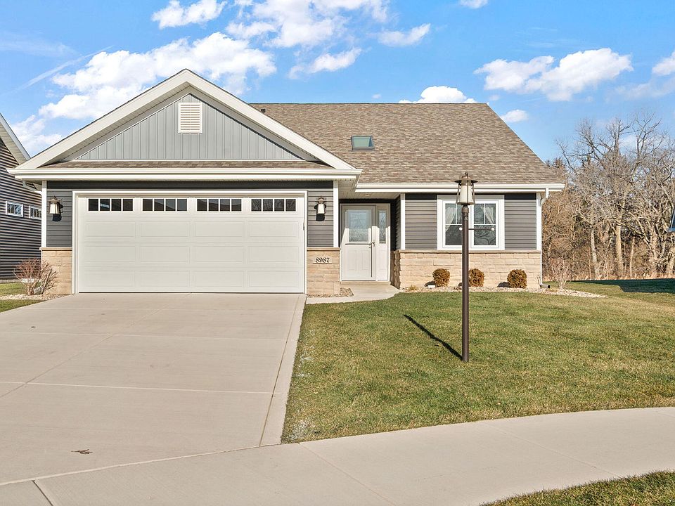 1st image of 8987 Halfway Dr