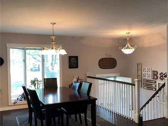 3rd image of 503 6th Street Pl SE