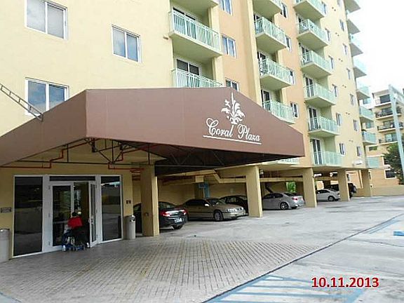 2nd image of 3500 Coral Way APT 402