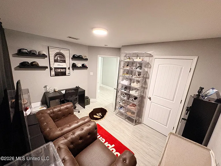 17349 Palm Ridge Dr — Photo 16