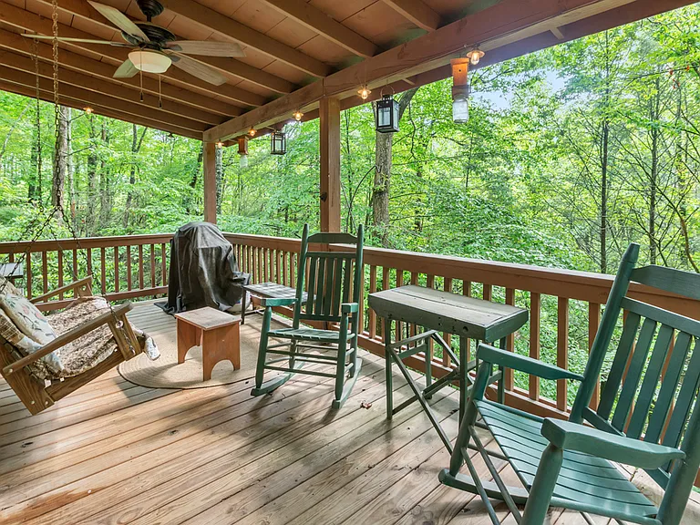 9 Briar Creek Rd — Photo 27