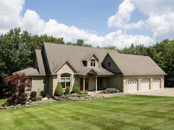 747 Chairfactory Rd, Elma, NY 14059