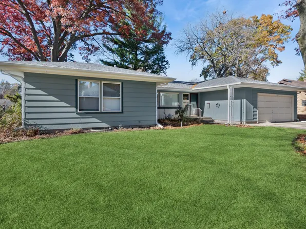 143 S Buell Ave, Aurora, IL 60506