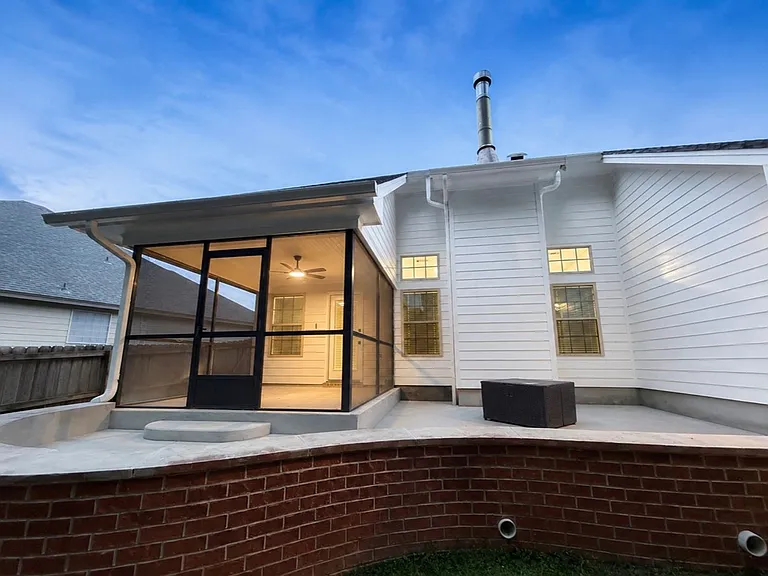 705 Evanwood Dr — Photo 9