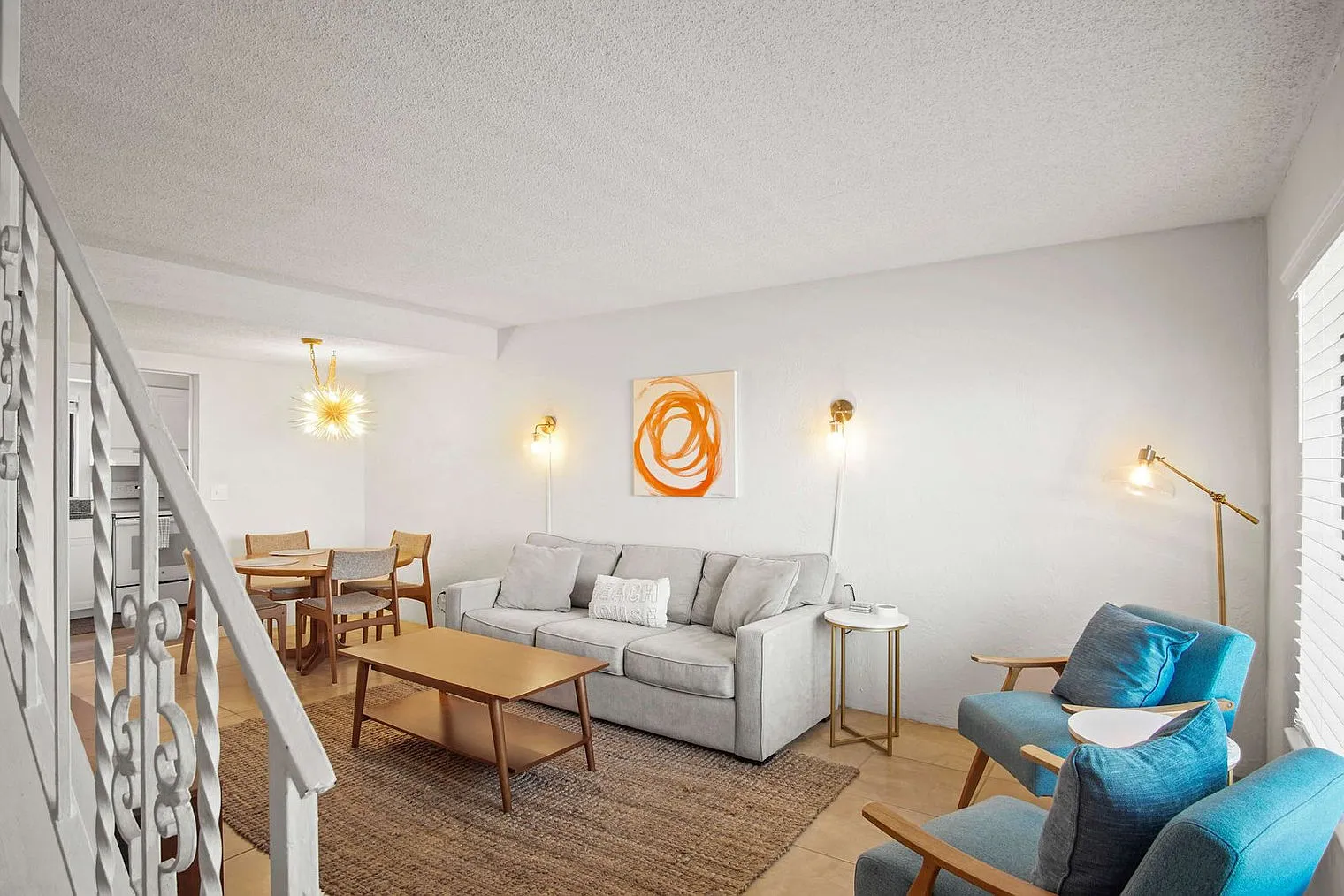 2 bed, 1.0 bath, 1054 sqft, $3,530 — Photo 4
