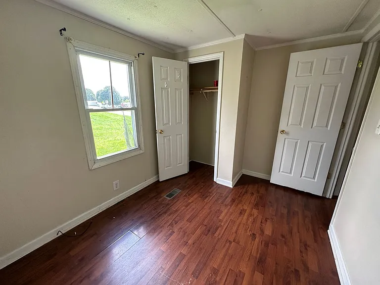 955 Beaver Dr — Photo 8