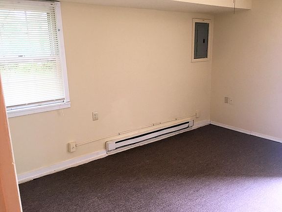 Charming 2BR;1BA