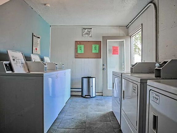 5th image of 403 W Silverwood Dr #100