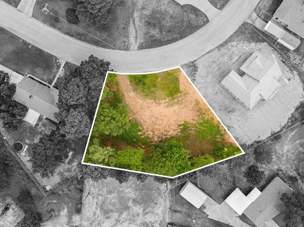 204 E Sally St, White Oak, TX 75693