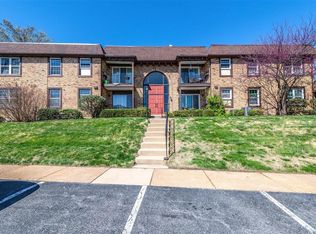 11872 Cresta Verde Dr APT A, Saint Louis, MO