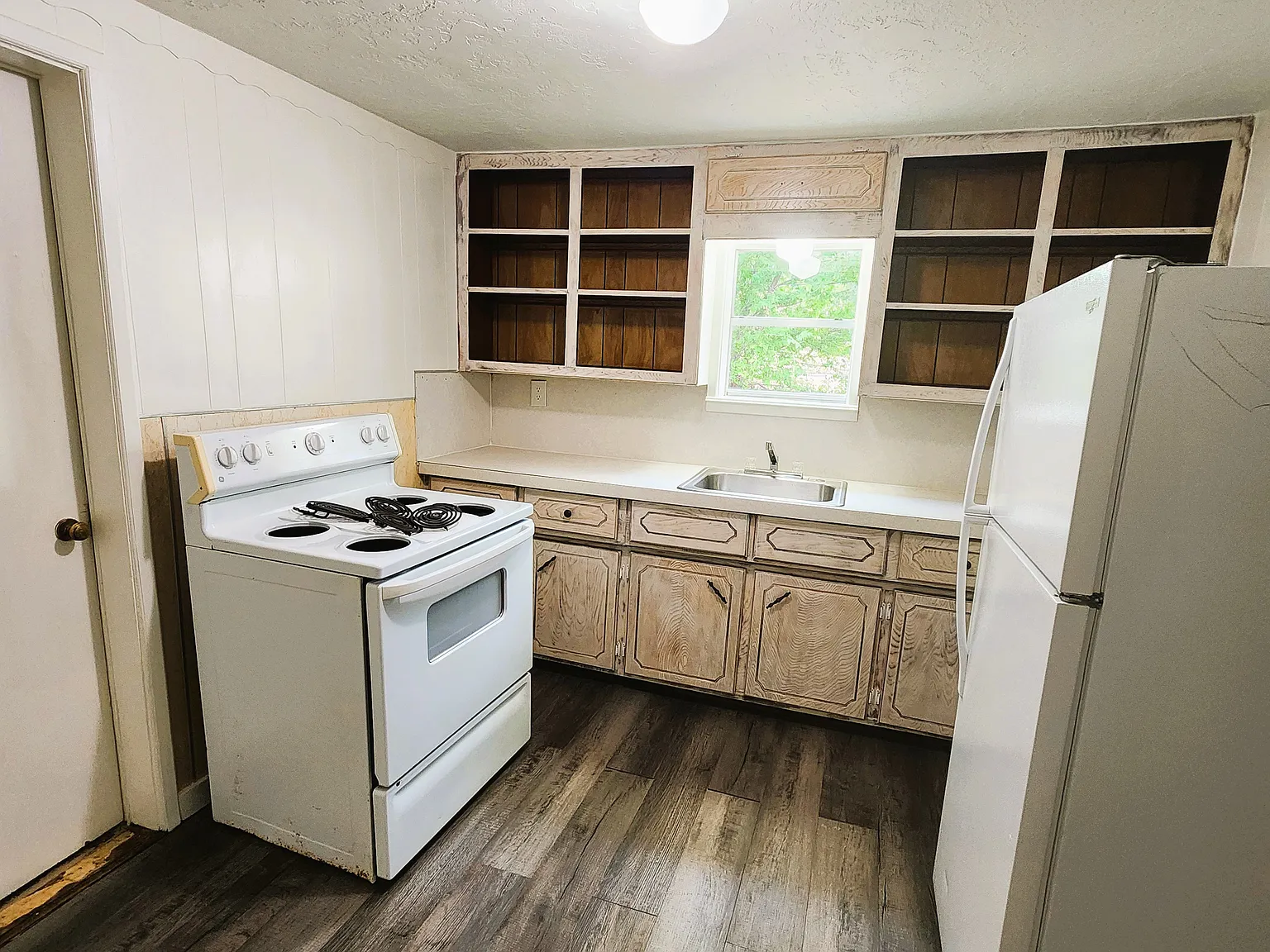2 bed, 1404 sqft, $725 — Photo 4