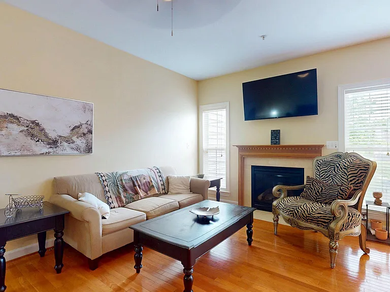 14205 Lusby Ridge Rd — Photo 2