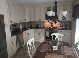 98 Brewster Cir, Old Bridge, NJ 08857