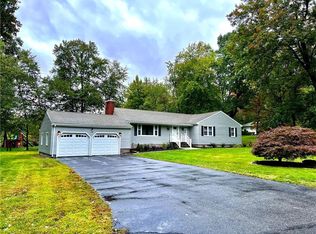 278 Hunting Hill Rd, Orange, CT 06477