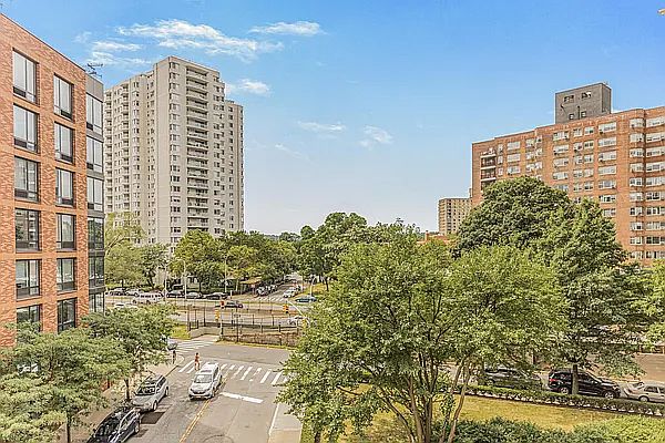 1st image of 3530 Henry Hudson Pkwy APT 5D