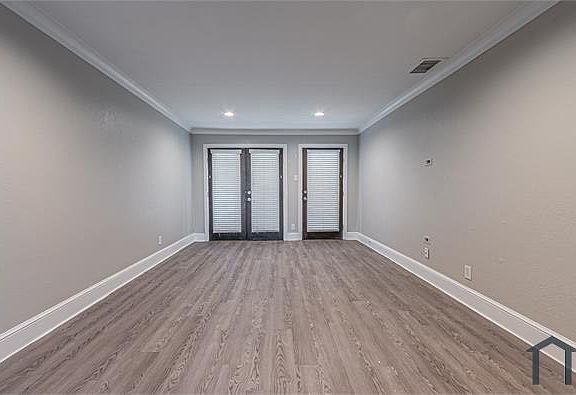 3rd image of 7770 Meadow Rd APT 202